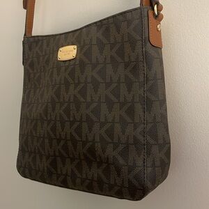 Michael Kors leather brown logo messenger crossbody bag. Excellent condition!